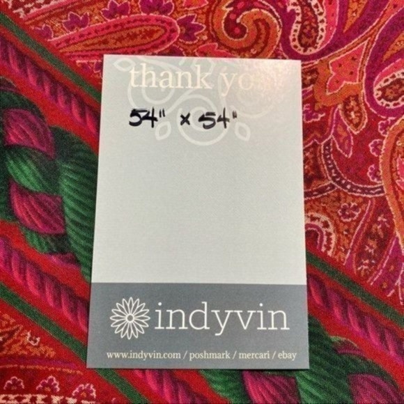 Gorgeous vtg Bloomingdales wool crepe shawl - Picture 9 of 9